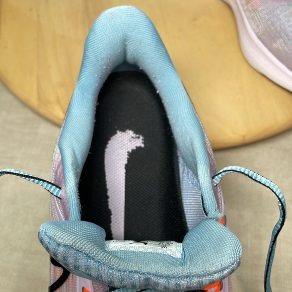 Nike Air Zoom Pegasus 39 lavender/blue woman’s shoes size 8 - Picture 10 of 11